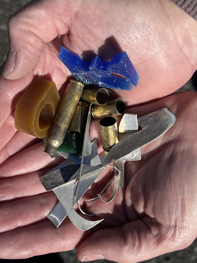 098 F197 B 15 BE 415 C BB26 4 A73 D21 B2304